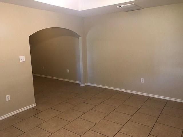 1st image of 3113 Damon Ave