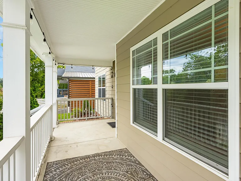 417 Rosewood St — Photo 19