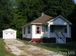 106 Spaulding Pl, Jacksonville, IL 62650
