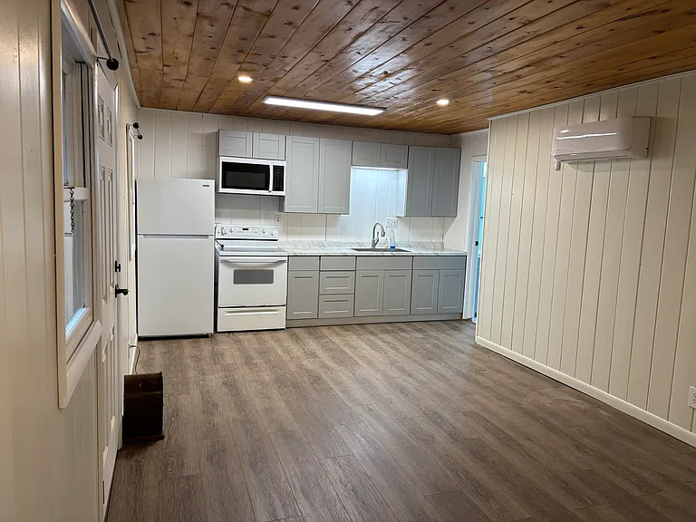 649 Central Ave #2 — Photo 7