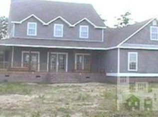 124 E Middle Point Rd, Hampstead, NC 28443