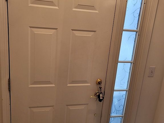 2nd image of 132 Enclave Cir Unit B