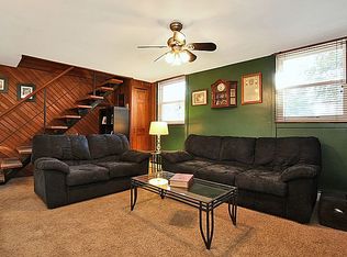 49 Hale Rd, North Babylon, NY 11703