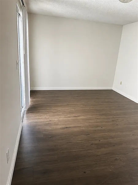 3 bed, 2.0 bath, 1350 sqft, $2,750 — Photo 4