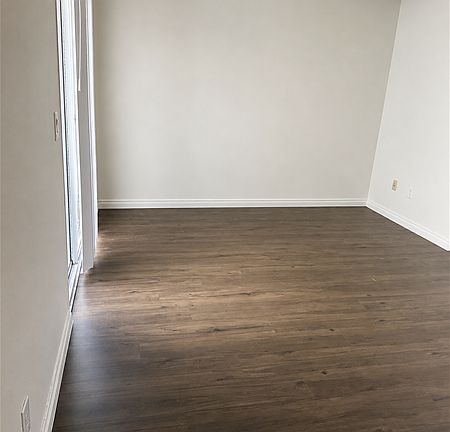 4th image of 2822 Albany Ave