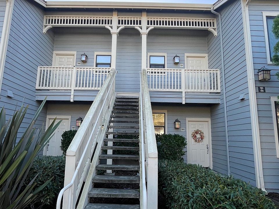 1st image of 184 Shoreline Ct