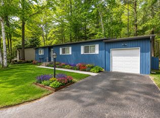 10 Allen Dr N, Wasaga Beach, ON L9Z1K5