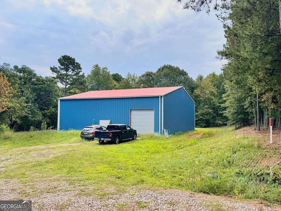 1st image of 2850 Commerce Rd