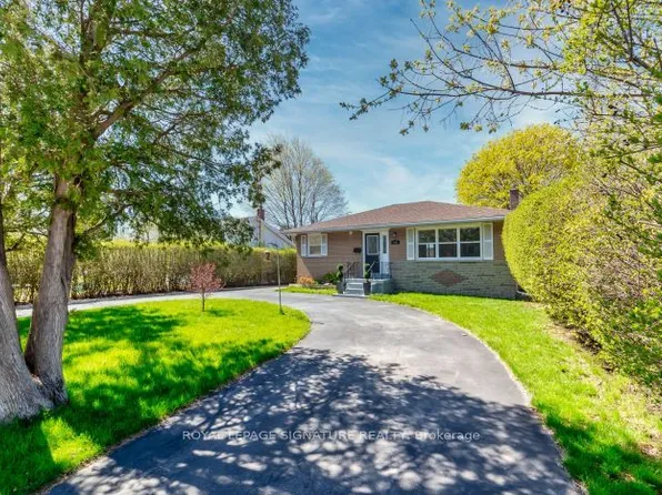 438 3rd Line, Oakville, ON L6L 4A5