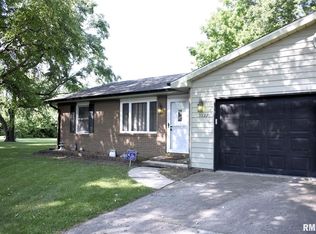 3227 Clarendon Dr, Springfield, IL 62704