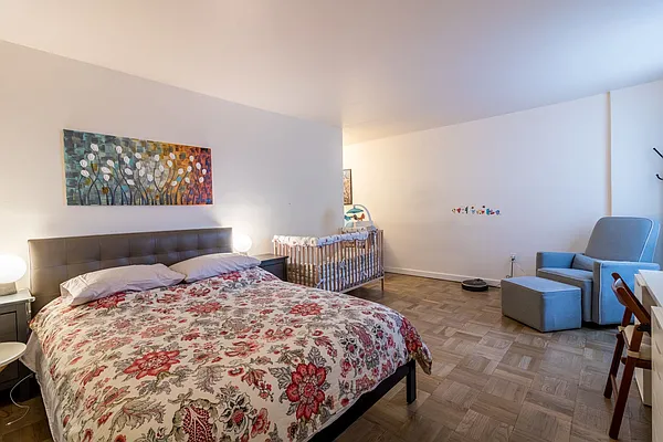 Sold by Benjamin Realty Since 1980 | media 22