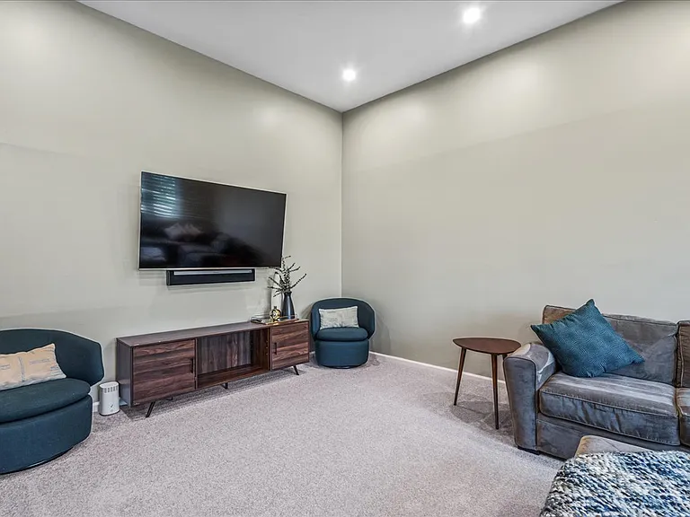 Eldorado Dr — Photo 16