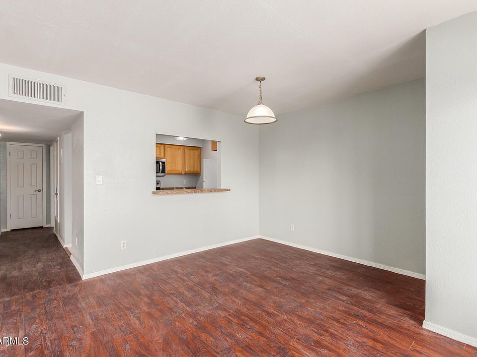 240 S Old Litchfield Rd Litchfield Park, AZ, 85340 Apartments for