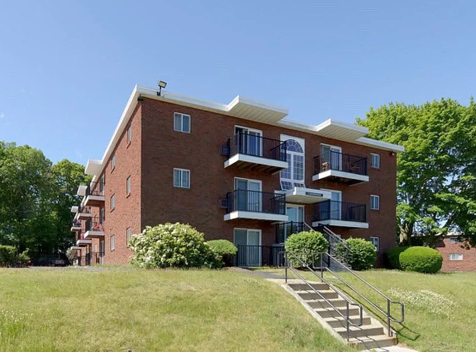 1st image of 41 Highland Ave #49-23