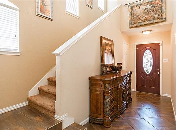 5th image of 10100 Benwick Dr