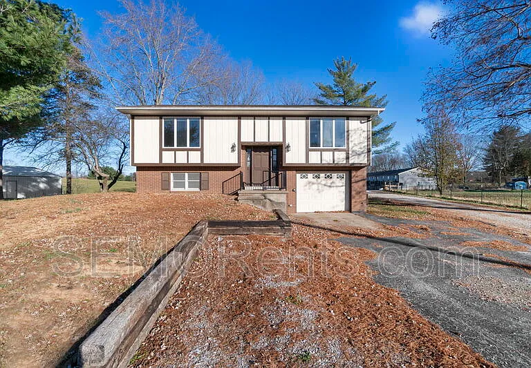 233 County Road 341 — Photo 11