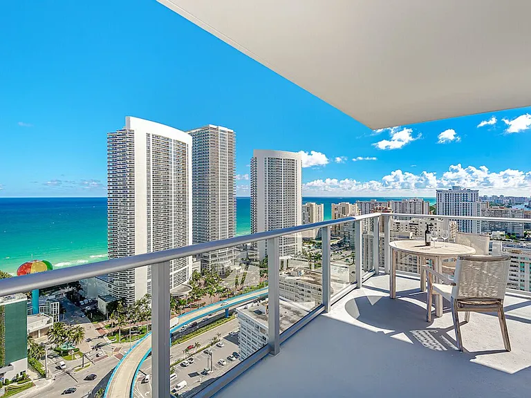 4010 S Ocean Dr #ID1227247P — Photo 17