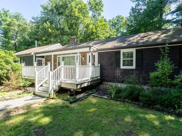 4 Melody Lane, Londonderry, NH 03053