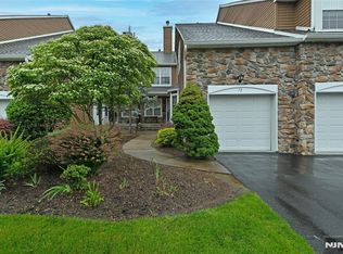 72 Hunter Rd N, Haledon, NJ 07508