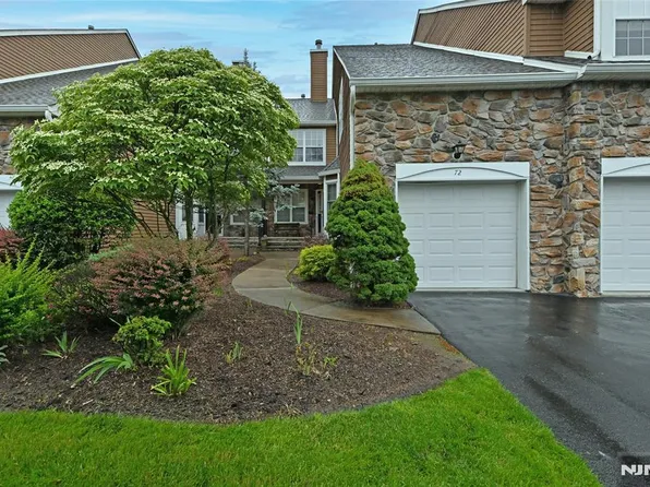 72 Hunter Rd N, Haledon, NJ 07508