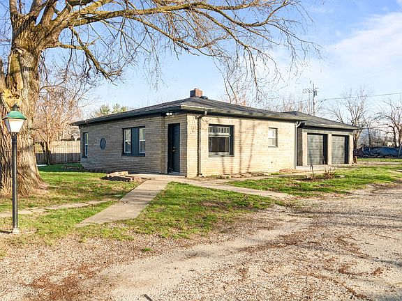 3rd image of 1437 Norton Ave