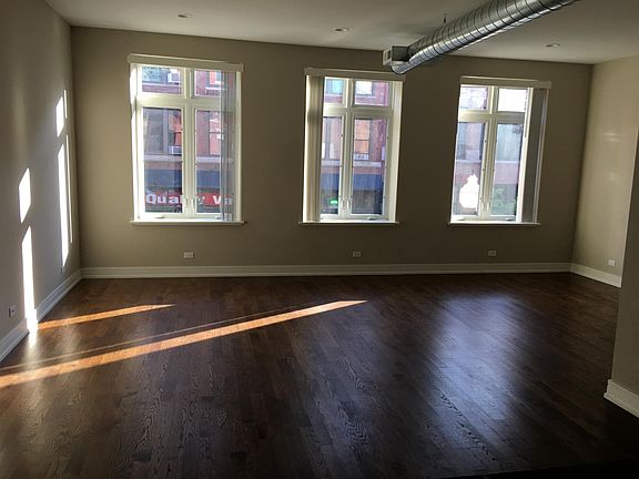 4th image of 1551 N Milwaukee Ave APT 1