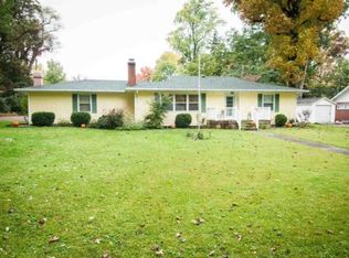 1421 Old Orchard Pl, Vincennes, IN 47591