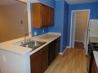 2233 Hedgerow Rd UNIT F, Columbus, OH 43220