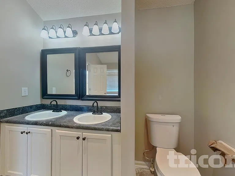 5412 Village Rdg — Photo 8