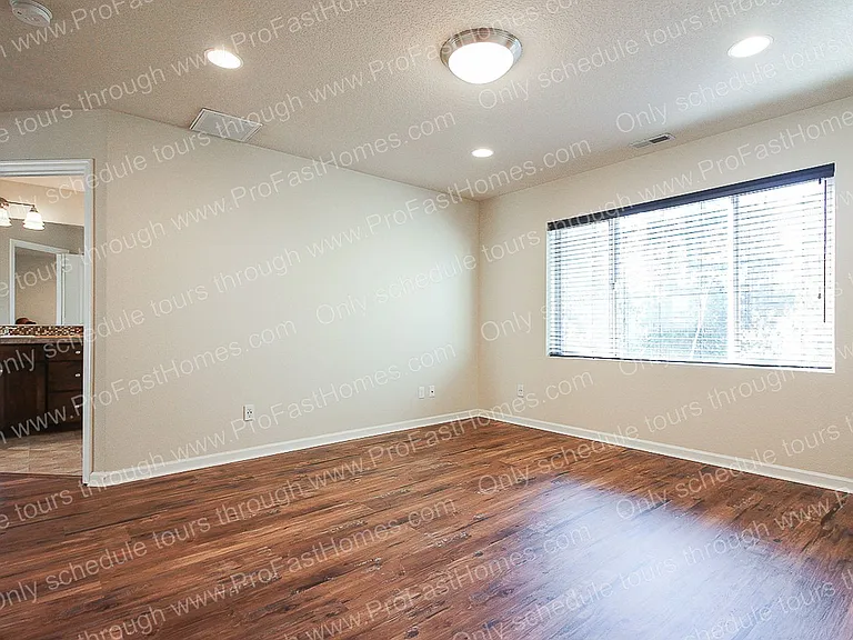 6300 SE Imagine Way — Photo 19