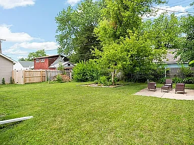 821 E Fairoaks Ave — Photo 5
