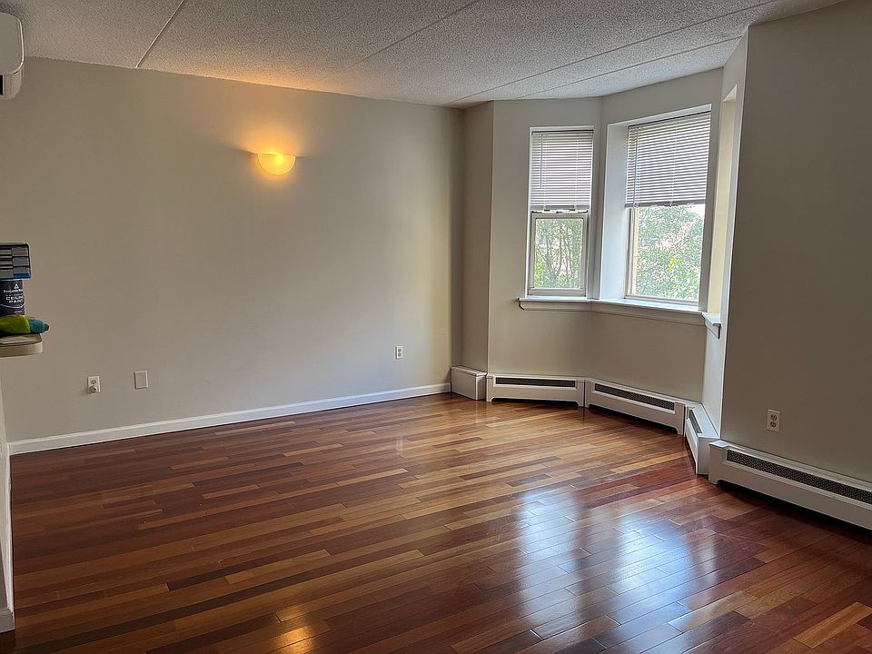 1st image of 65 E 117th St APT 3