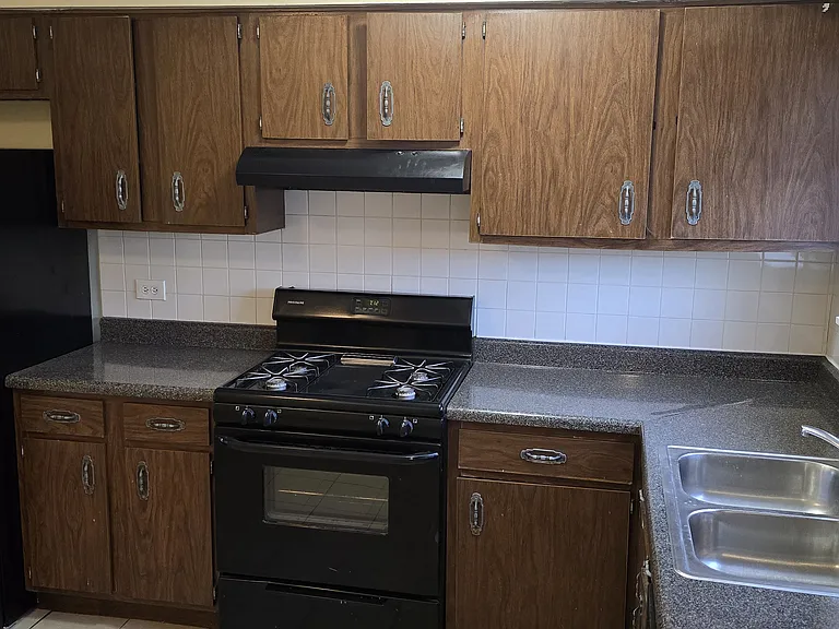 3440 Salem Walk #2 — Photo 5