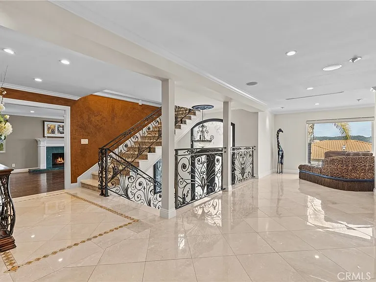 3435 Oakmont View Dr — Photo 3