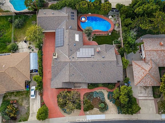 3rd image of 1493 Lafayette Rd