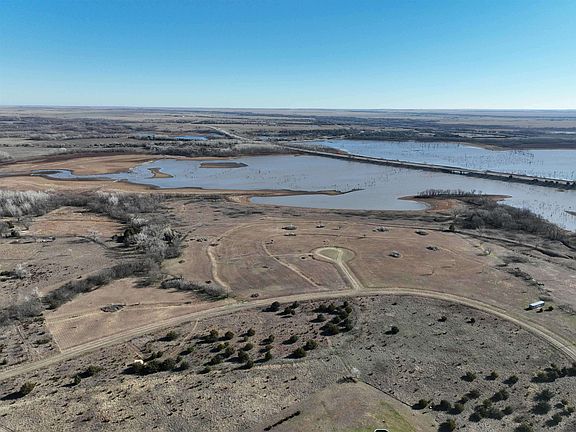 2nd image of 0 NE Jackrabbit Rd Lot 4