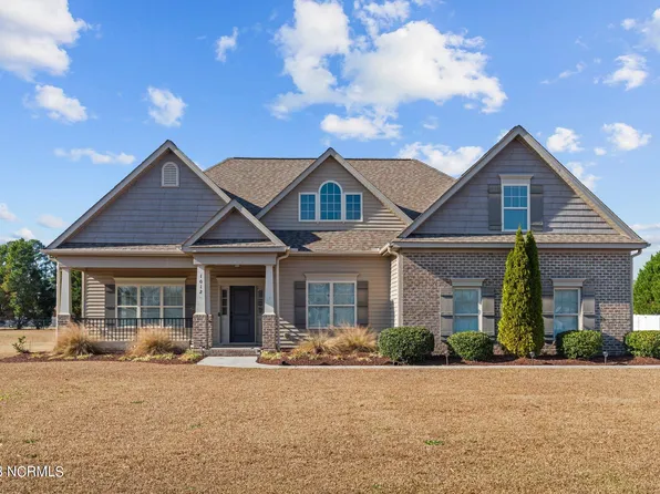 1012 Derbyshire Lane, Greenville, NC 27858