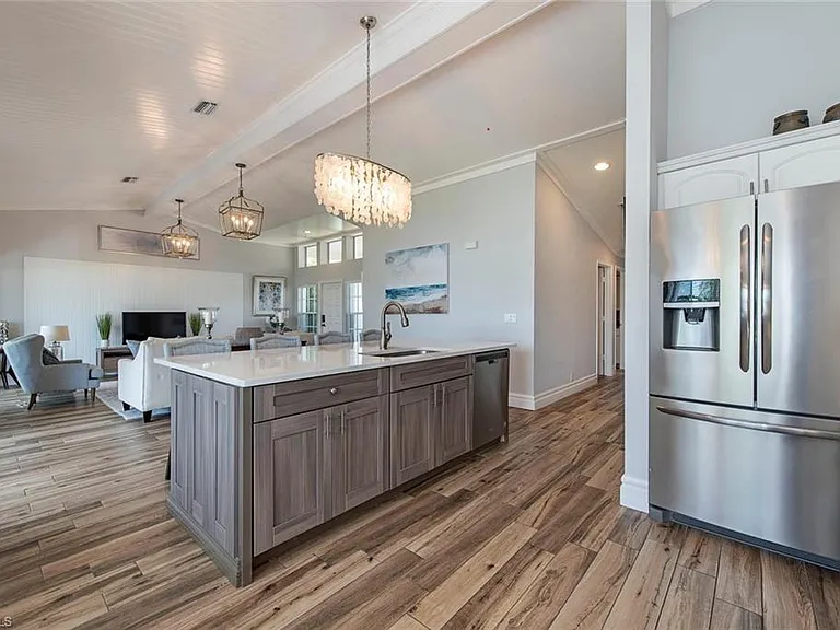 7271 Mill Pond Cir — Photo 12