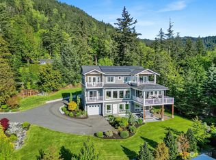 869 Chuckanut Dr, Bellingham, WA 98229
