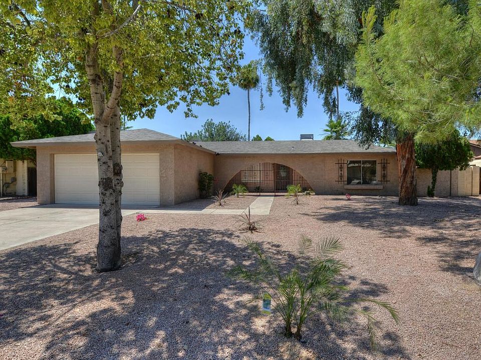 1st image of 4931 E Dahlia Dr