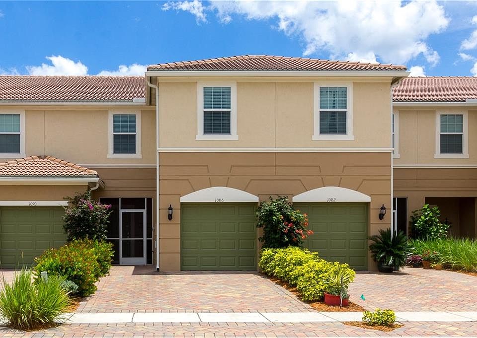 1st image of 1086 Normandie Way