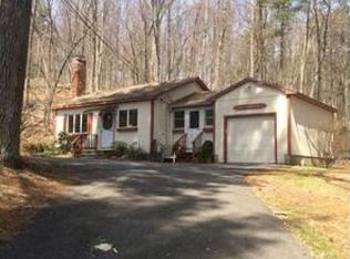 66 Roy St, Northbridge, MA 01534