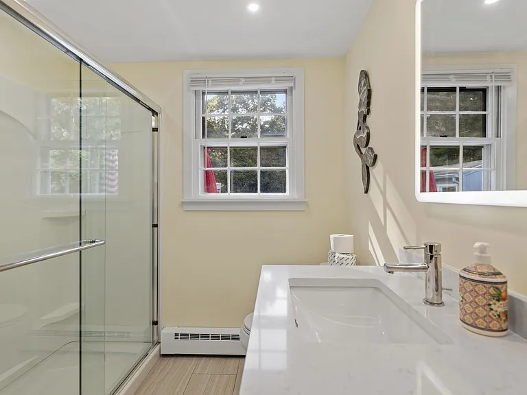 285 Acapesket Rd — Photo 13