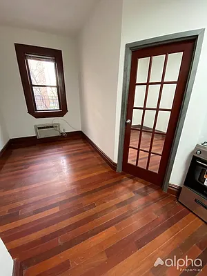 Rented by Alpha Properties NYC I LLC | media 24