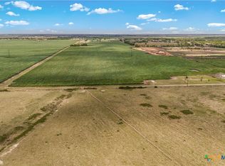 366 Ripple Rd, Victoria, TX 77905