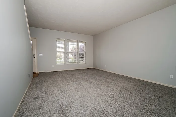 5343 Royal Brook Dr — Photo 2