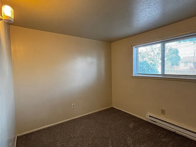 1150-1156 McKinley Ave — Photo 6