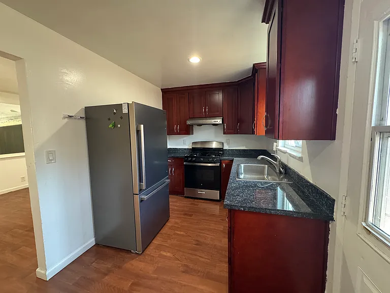 131 Muirfield Dr — Photo 5