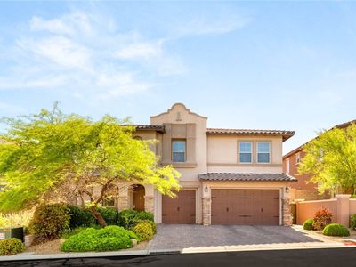 749 Middle Beach St, Las Vegas, NV, 89138