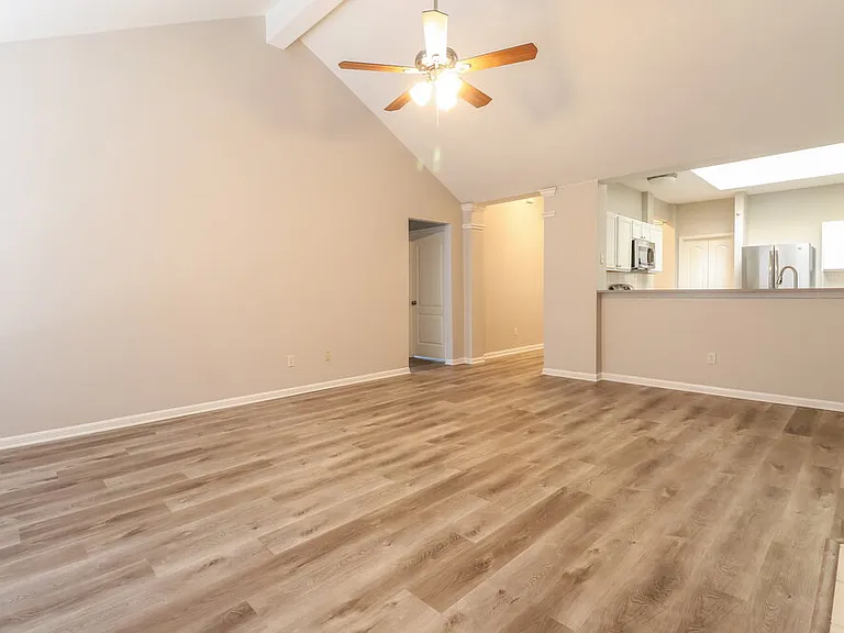 3723 Eagles Nest St — Photo 4